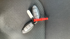 Nissan Qashqai 1.3 DiG-T N-Motion 5dr Petrol Hatchback